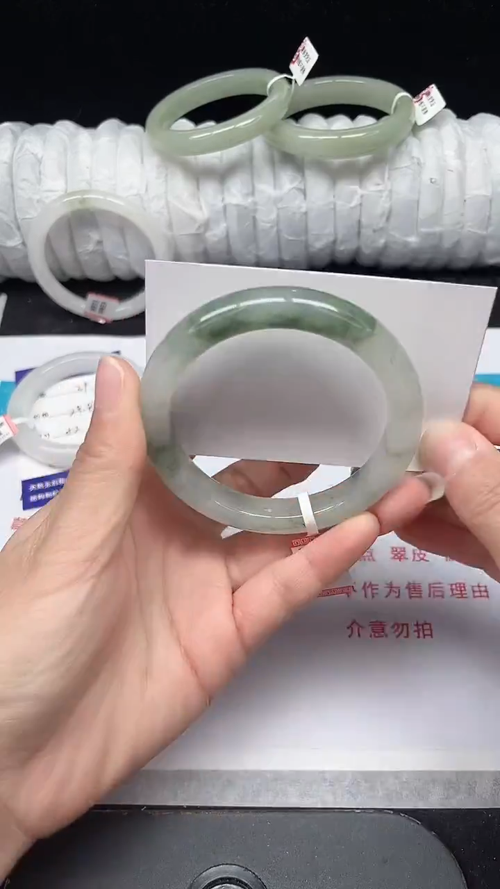 未镶嵌手镯石英质玉40-58/59