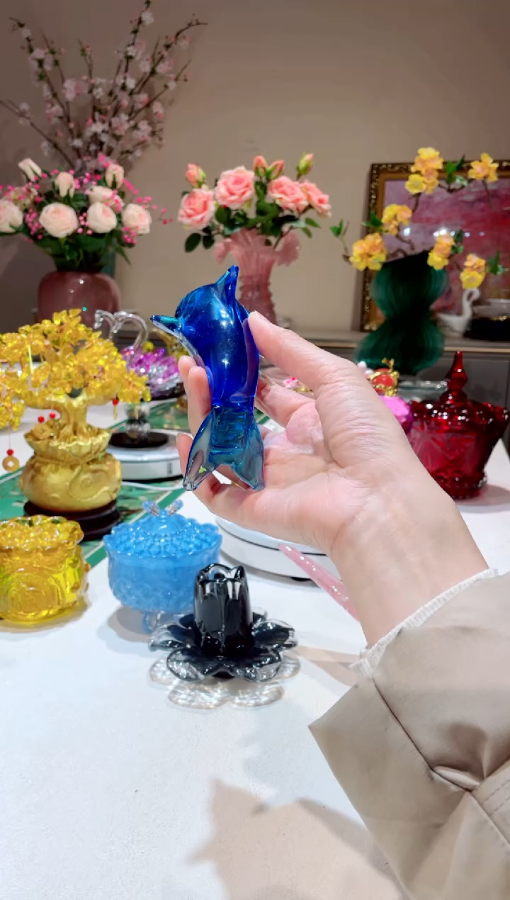 【闪购商品】琉璃手工艺品蓝色海豚  微瑕