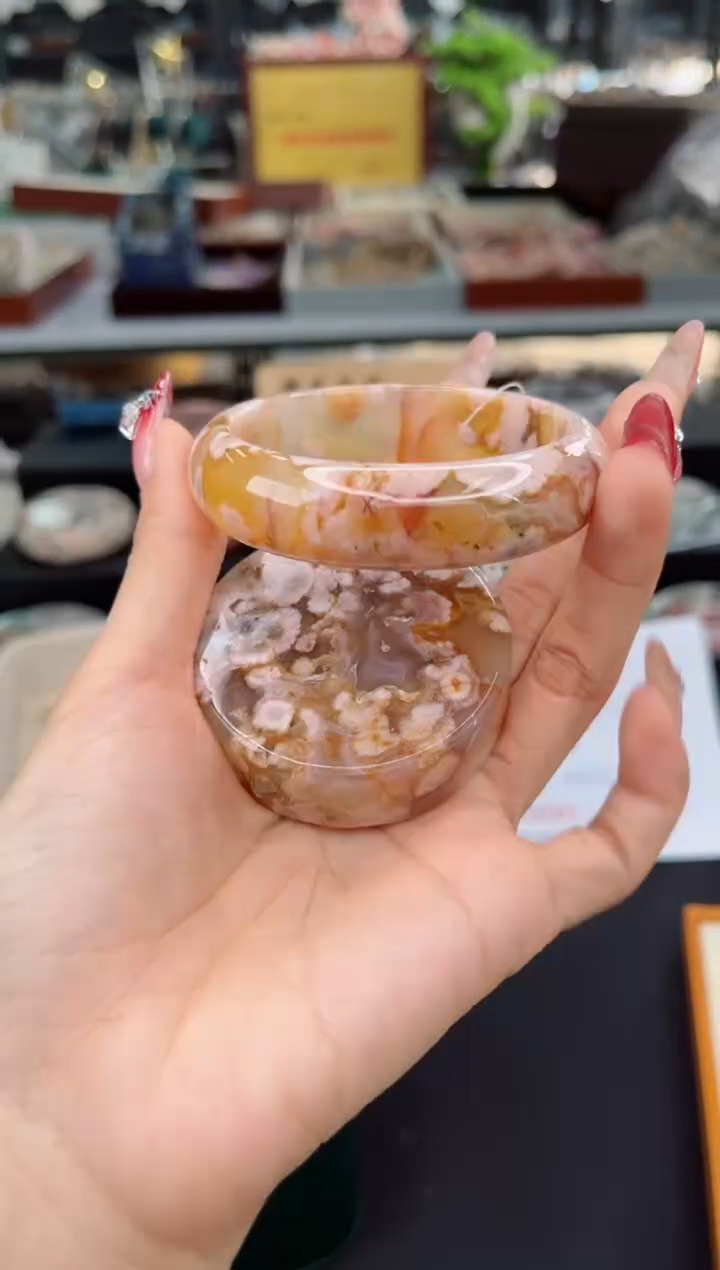 【闪购商品】石英质玉手镯未镶嵌57圈口（赠品镯心）6687218