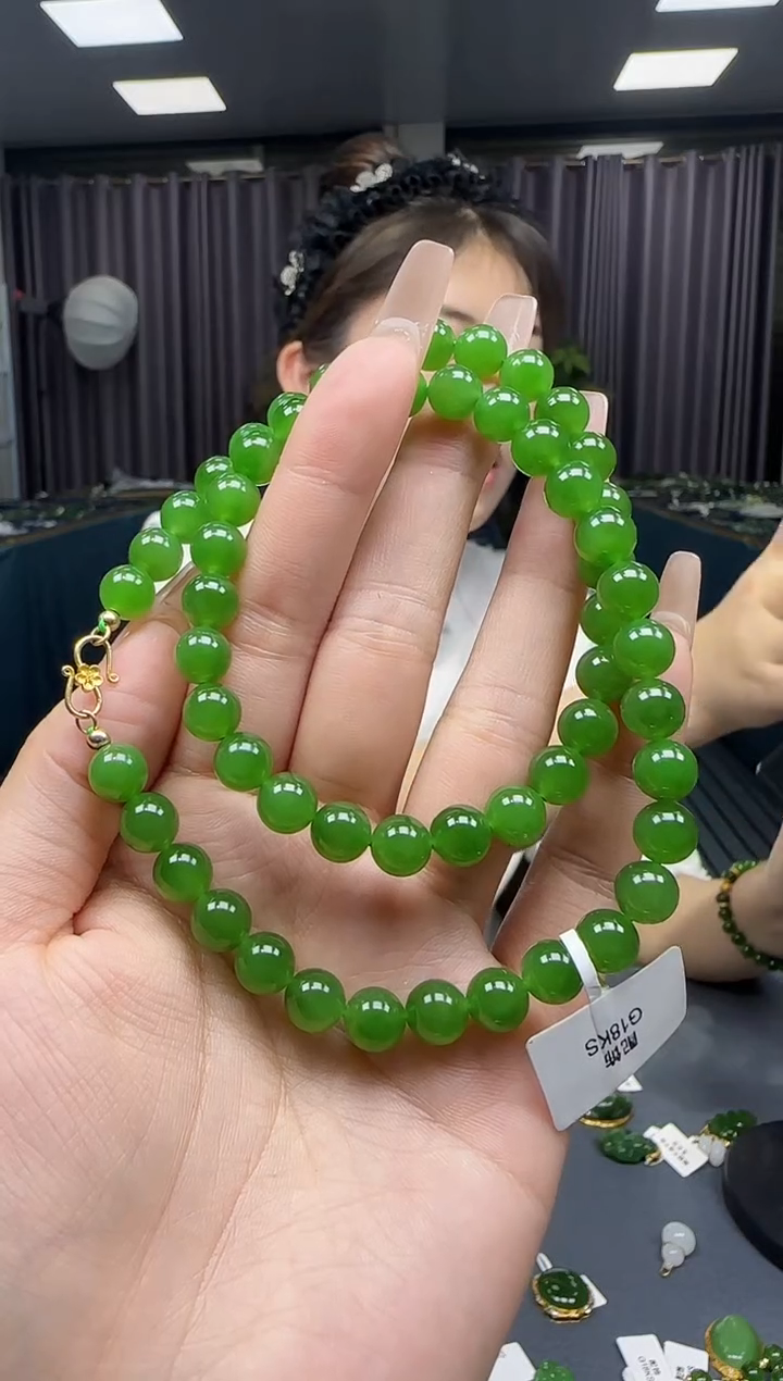 【闪购商品】和田玉挂件18K金镶嵌1