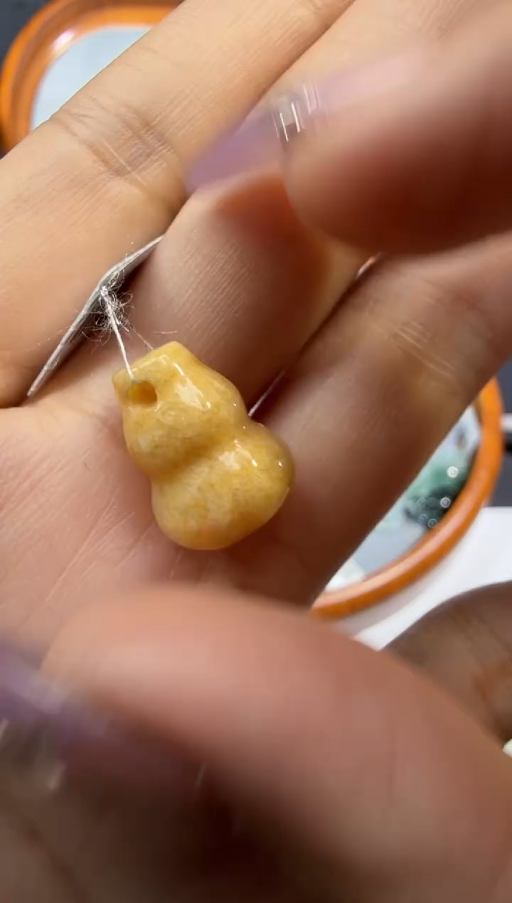 翡翠未镶嵌颈饰357.。。。。