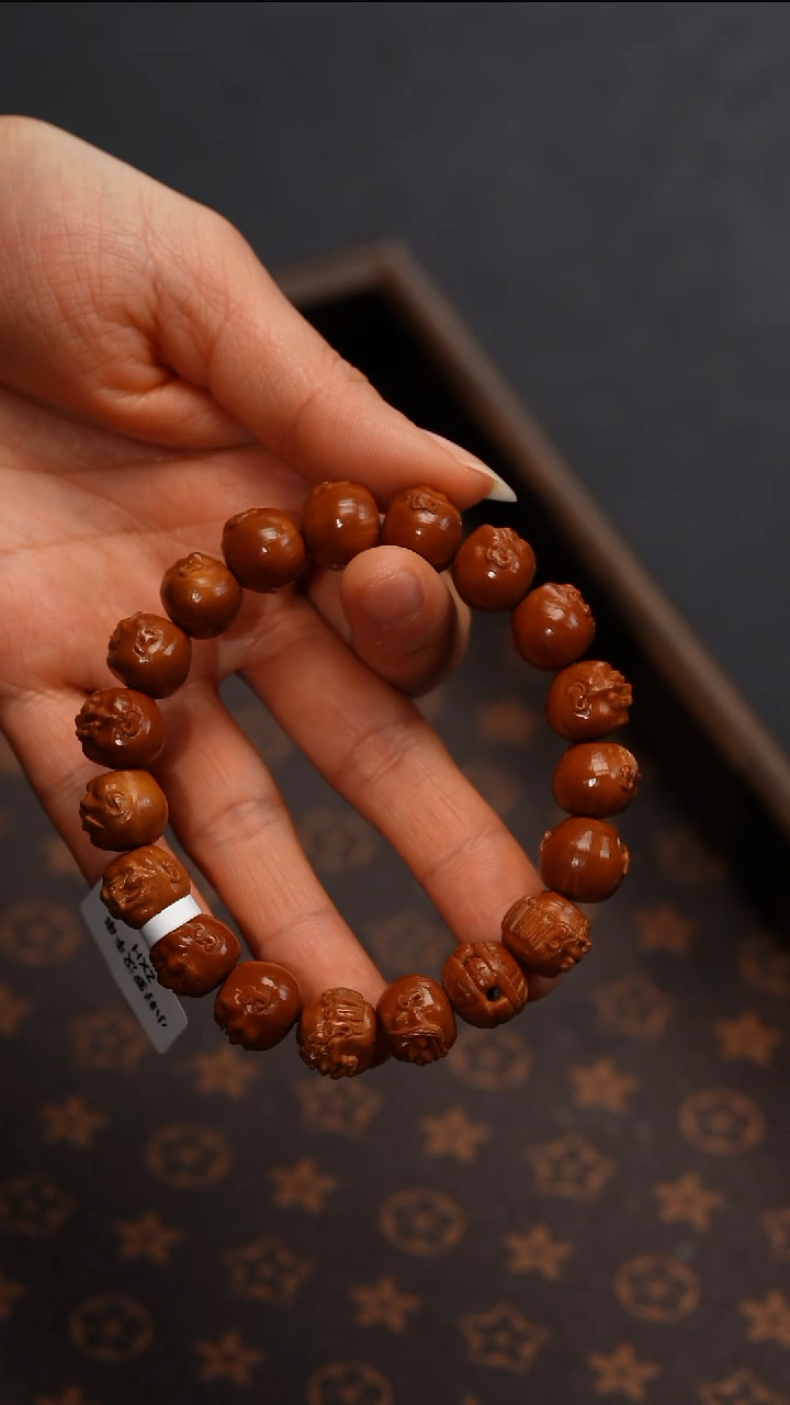 【闪购商品】橄榄核吊坠橄榄核