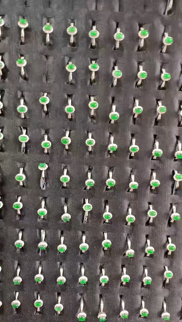 【闪购商品】定制翡翠未镶嵌53定制翡翠-多样性发货（发其一）