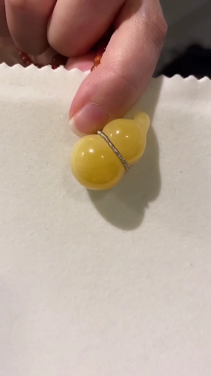 【闪购商品】琥珀手链未镶嵌单个葫芦吊坠
