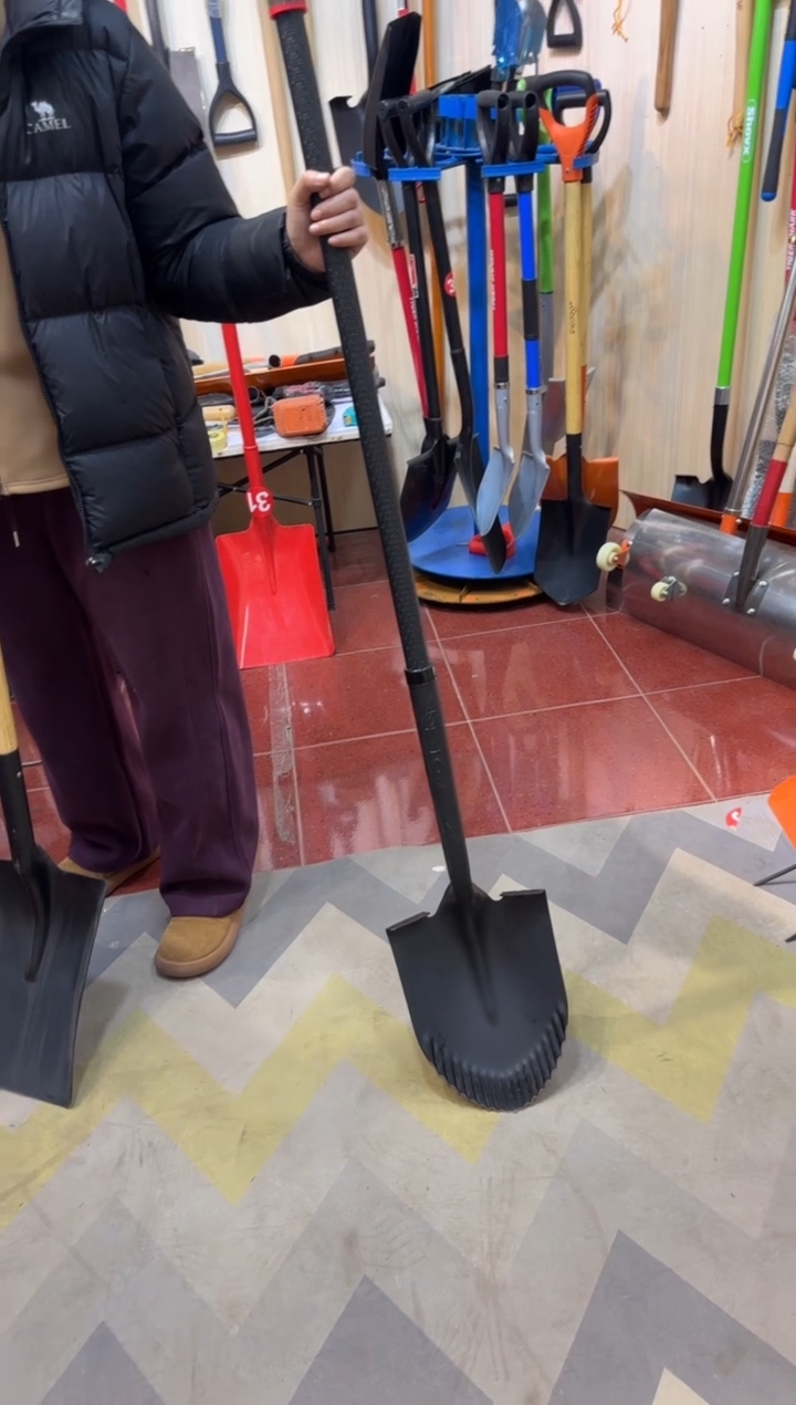 黑色纤维柄一体锹017