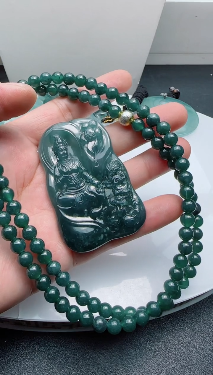 【闪购商品】翡翠颈饰未镶嵌111111111111