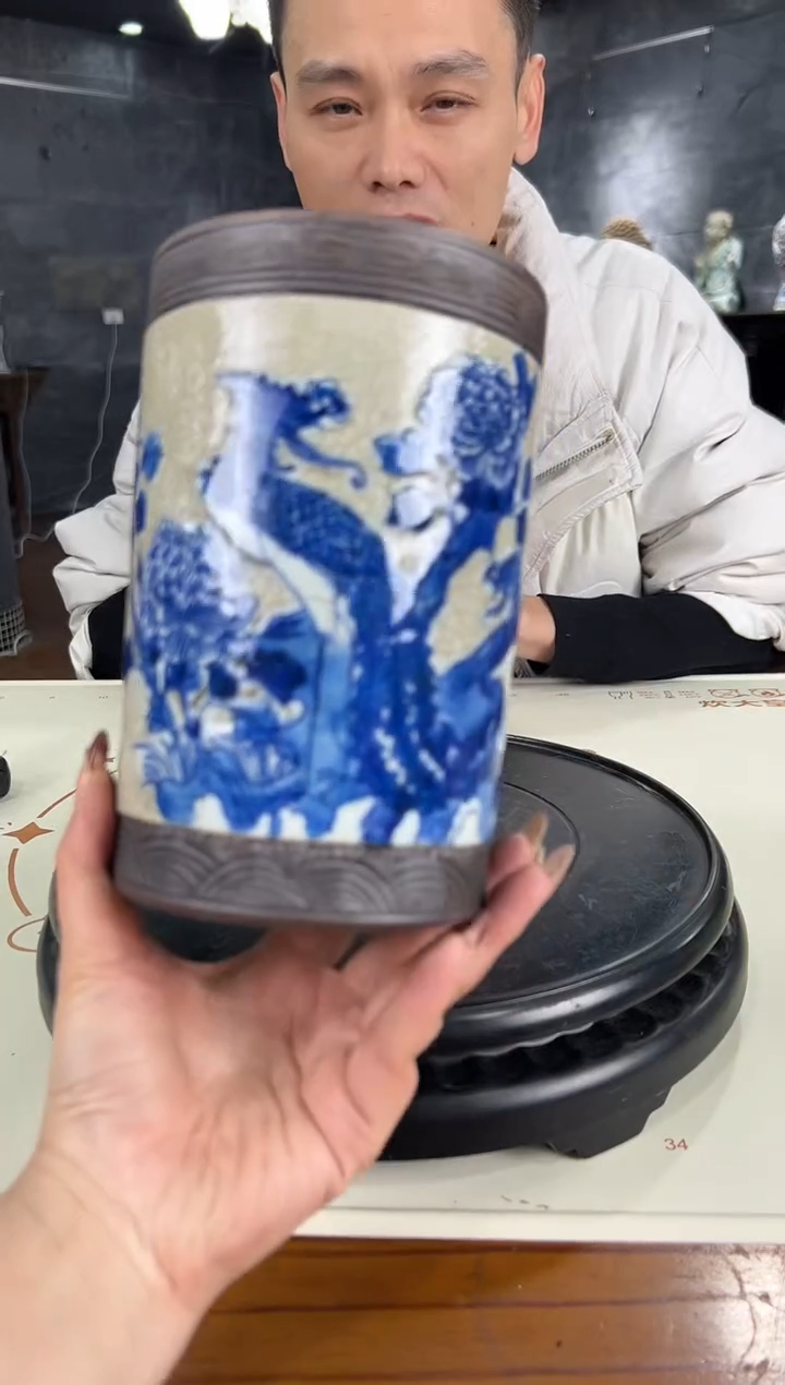 【闪购商品】其他景德镇陶瓷哥窑笔筒