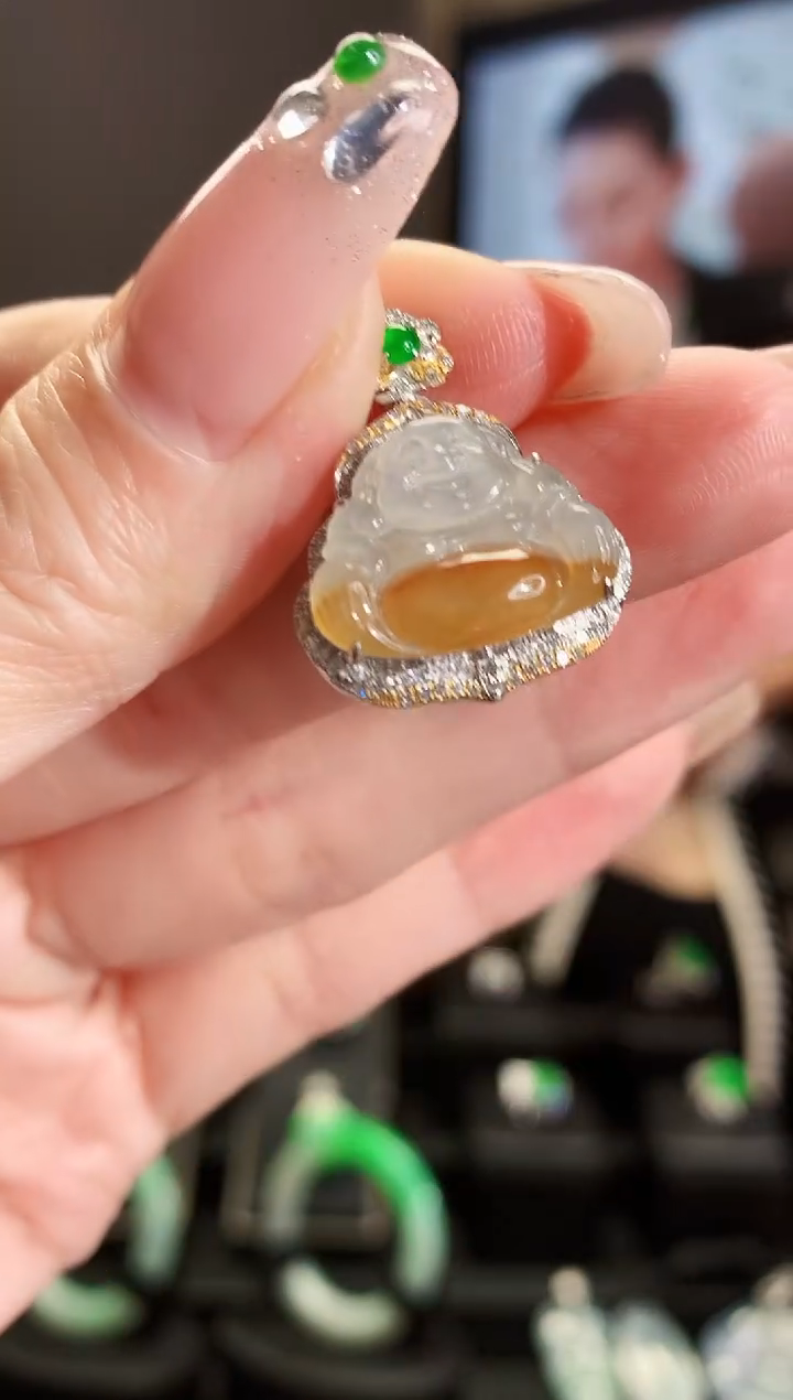 【闪购商品】翡翠吊坠(不含链)18K金镶嵌吊坠