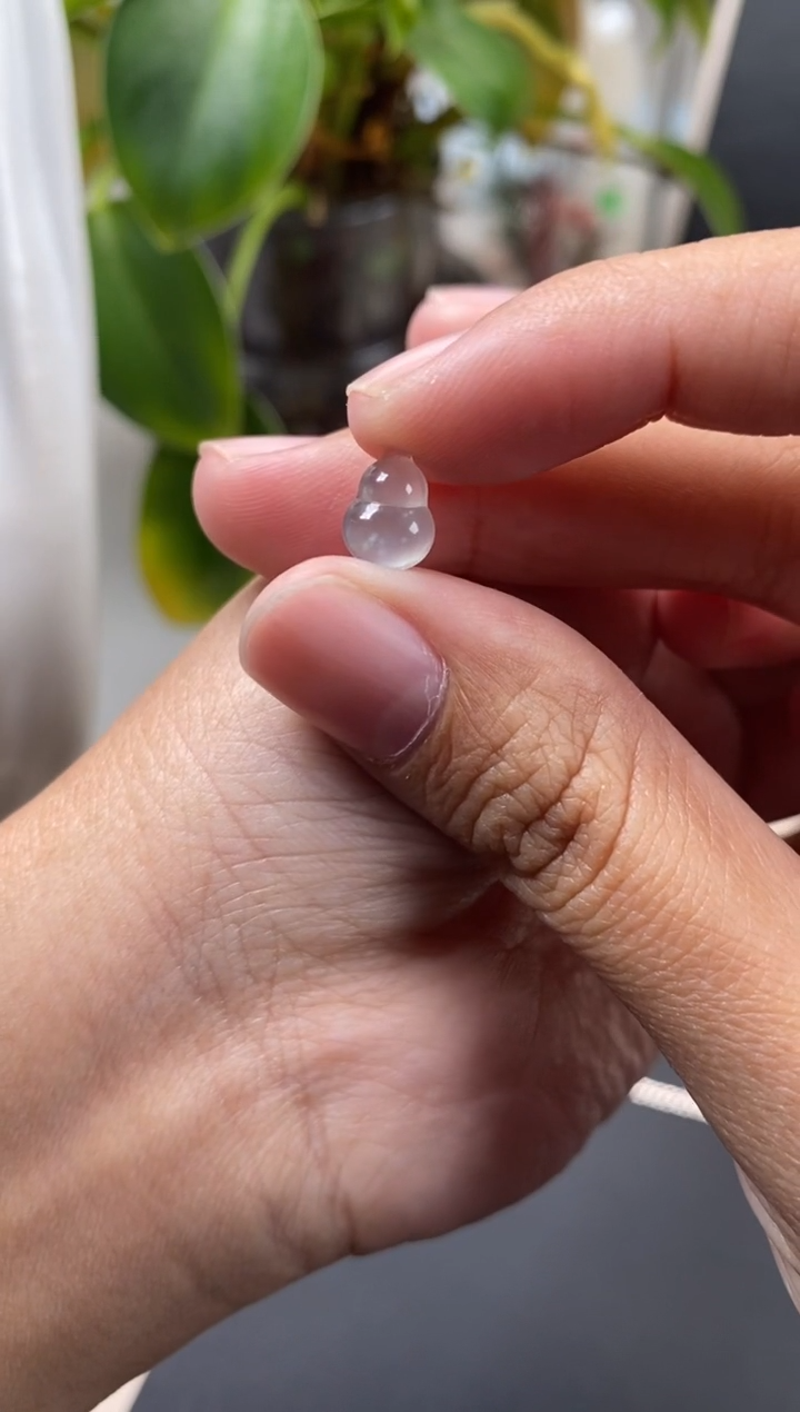 【闪购商品】翡翠颈饰未镶嵌翡翠冰晴葫芦