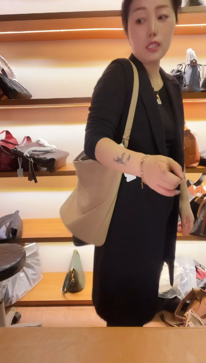 牛皮（革）高端订制时尚百搭女士手提斜跨包