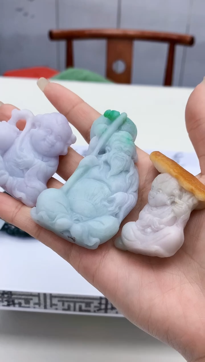 【闪购商品】定制翡翠未镶嵌0405lr-毛货挂件送底座46