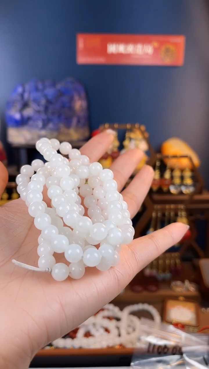 未镶嵌和田玉挂件她*，项链