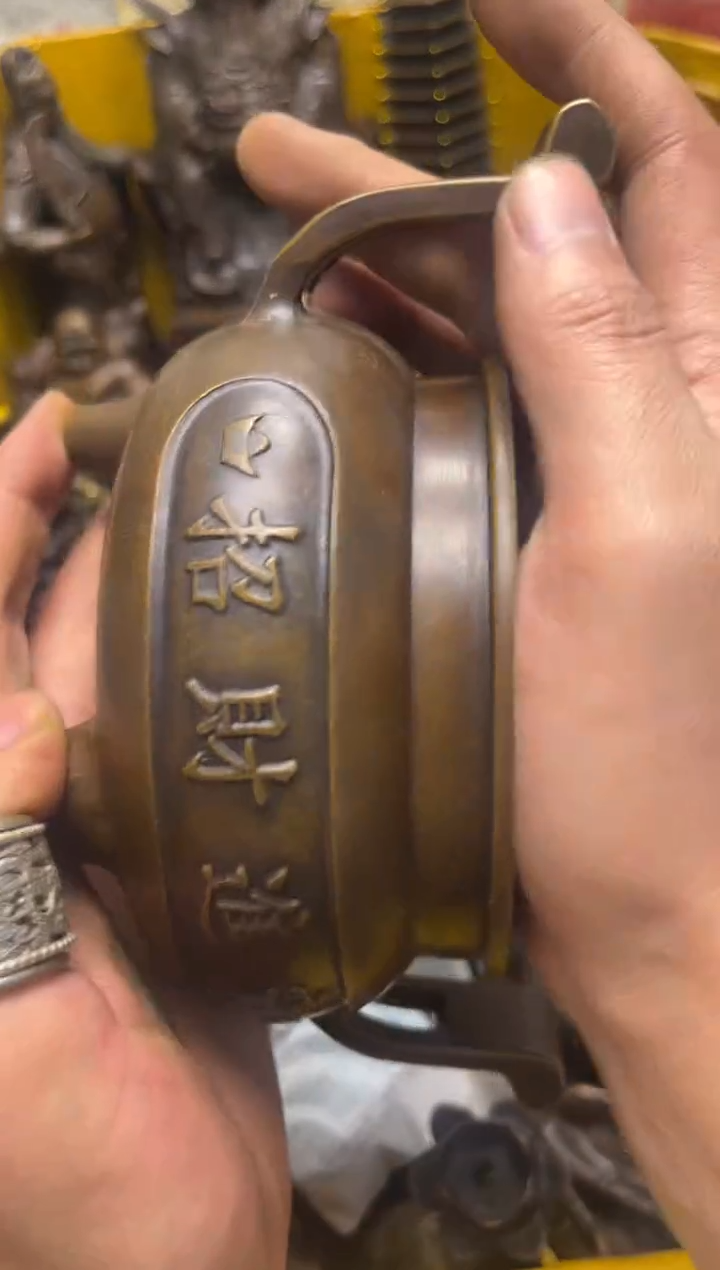 精美铜器，点击下单