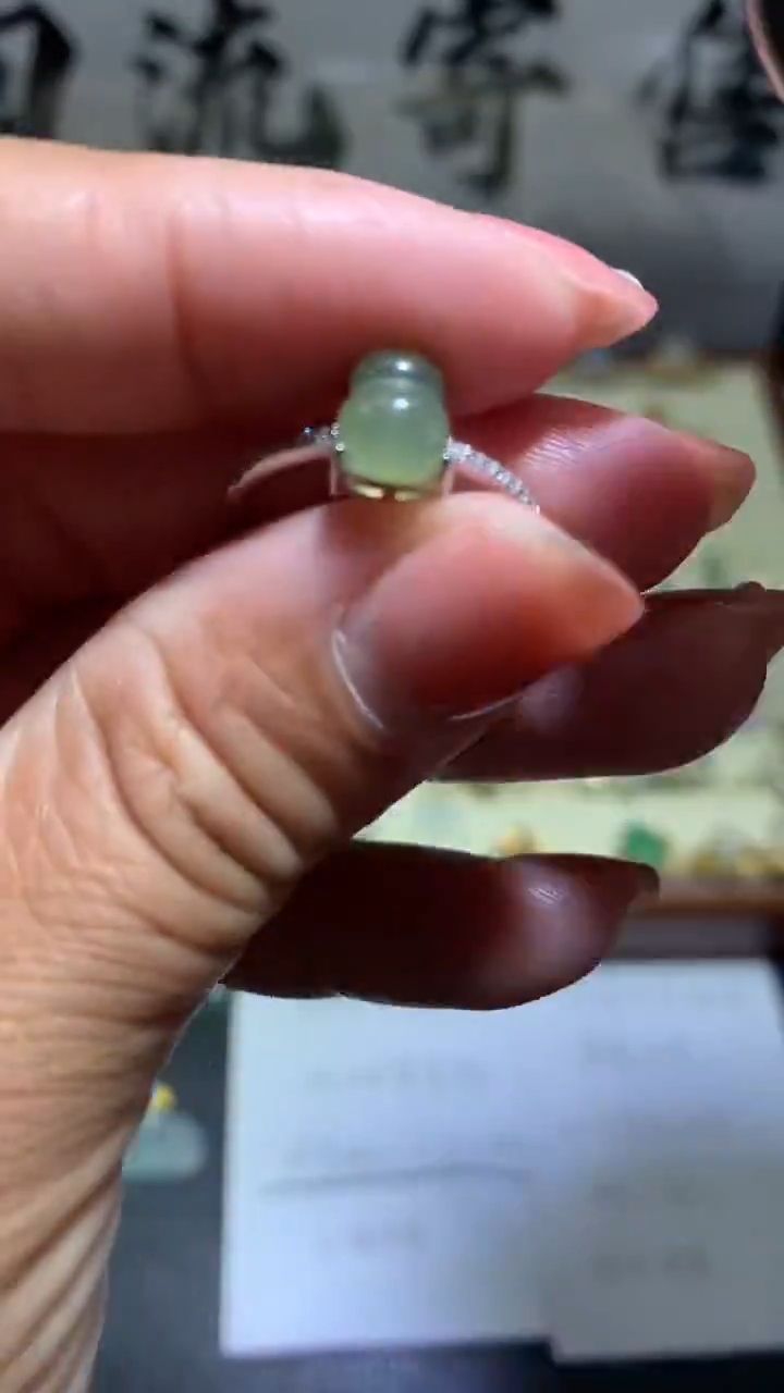 【闪购商品】翡翠戒指银S925镶嵌017天然缅甸翡翠A货