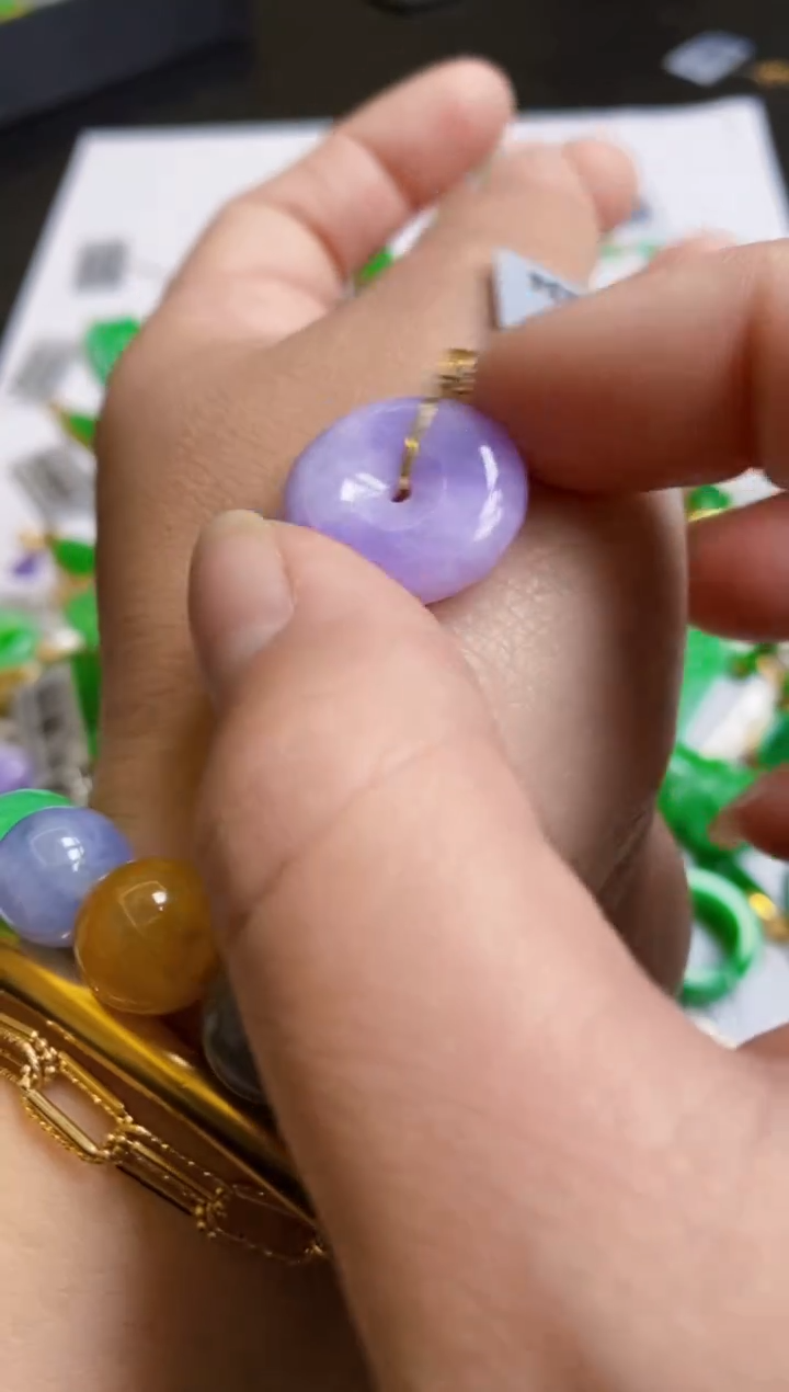 【闪购商品】翡翠颈饰18K金镶嵌吊坠