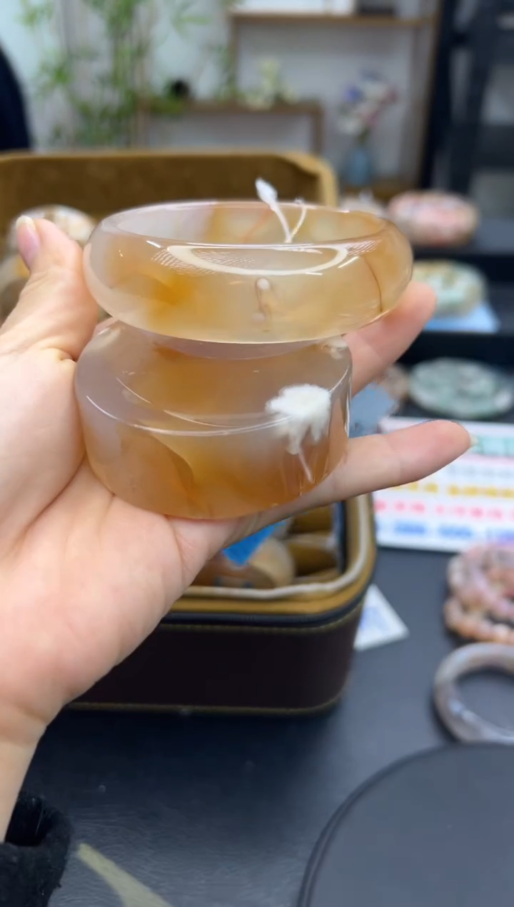 【闪购商品】石英质玉手镯未镶嵌A1334(63圈赠送镯心)