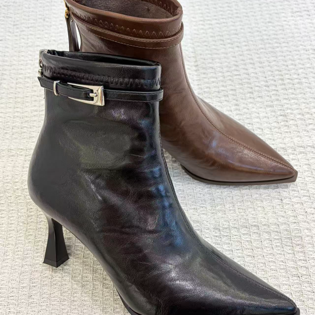 细跟瘦瘦靴防滑高跟秋冬短靴细跟韩版尖头