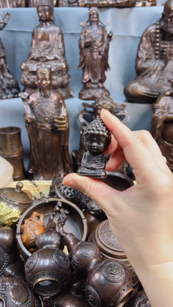 【闪购商品】1案台摆件 物品摆件 娃娃佛