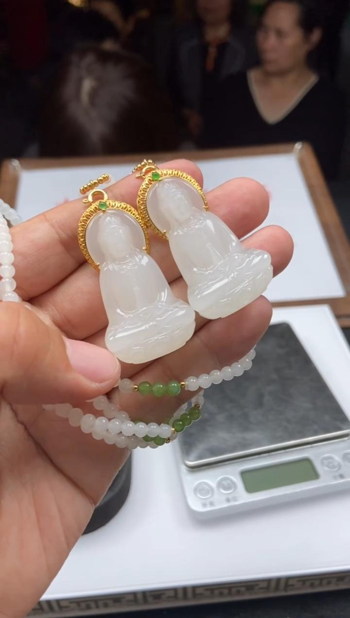天然和田玉吊坠（多样性发其一）BJJ2002