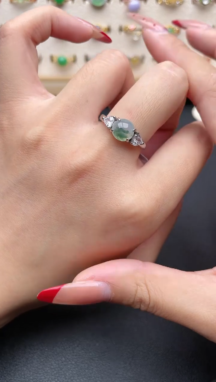 【闪购商品】翡翠戒指银S925镶嵌一物一证一礼盒