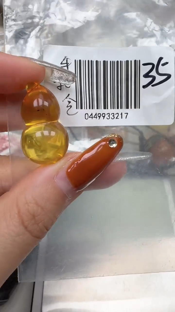 裸石琥珀未镶嵌如图