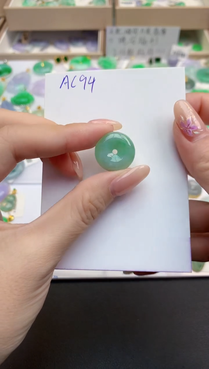 颈饰未镶嵌翡翠天然缅甸A货翡翠