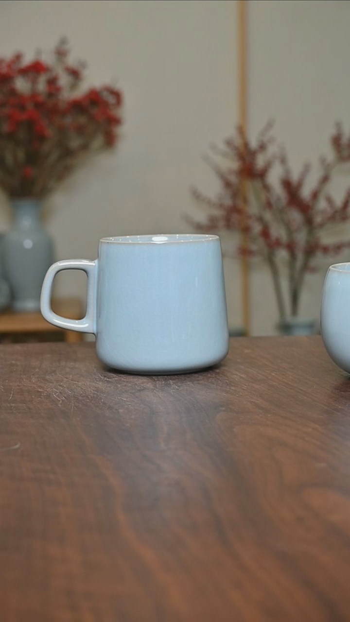 【闪购商品】其他微瑕天青釉无款方胜杯450毫升