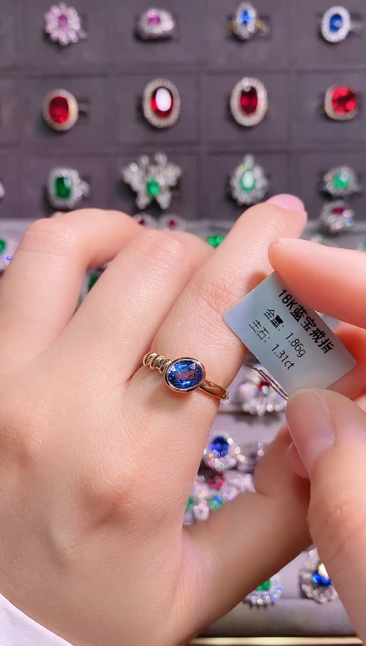 【闪购商品】蓝宝石18K金戒指18K金镶嵌1