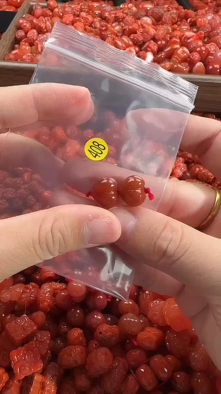 颈饰未镶嵌南红玛瑙1