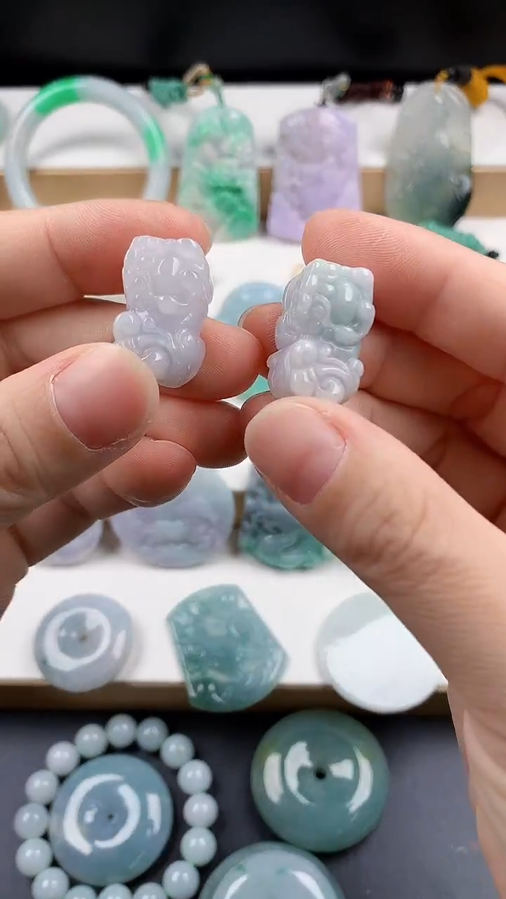 颈饰未镶嵌翡翠天然翡翠吊坠挂件