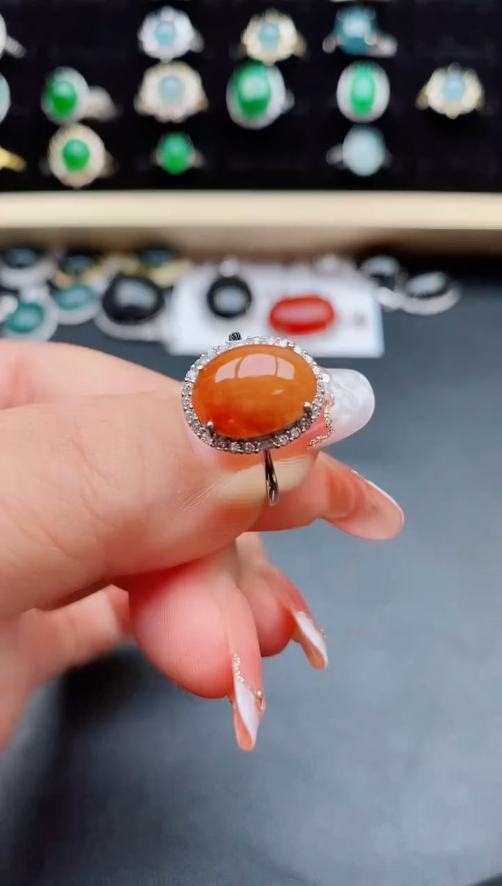 【闪购商品】翡翠戒指银S925镶嵌80000