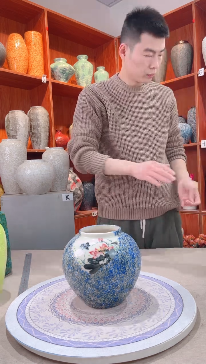 【闪购商品】瓶a542手绘 陶瓷花瓶 无花