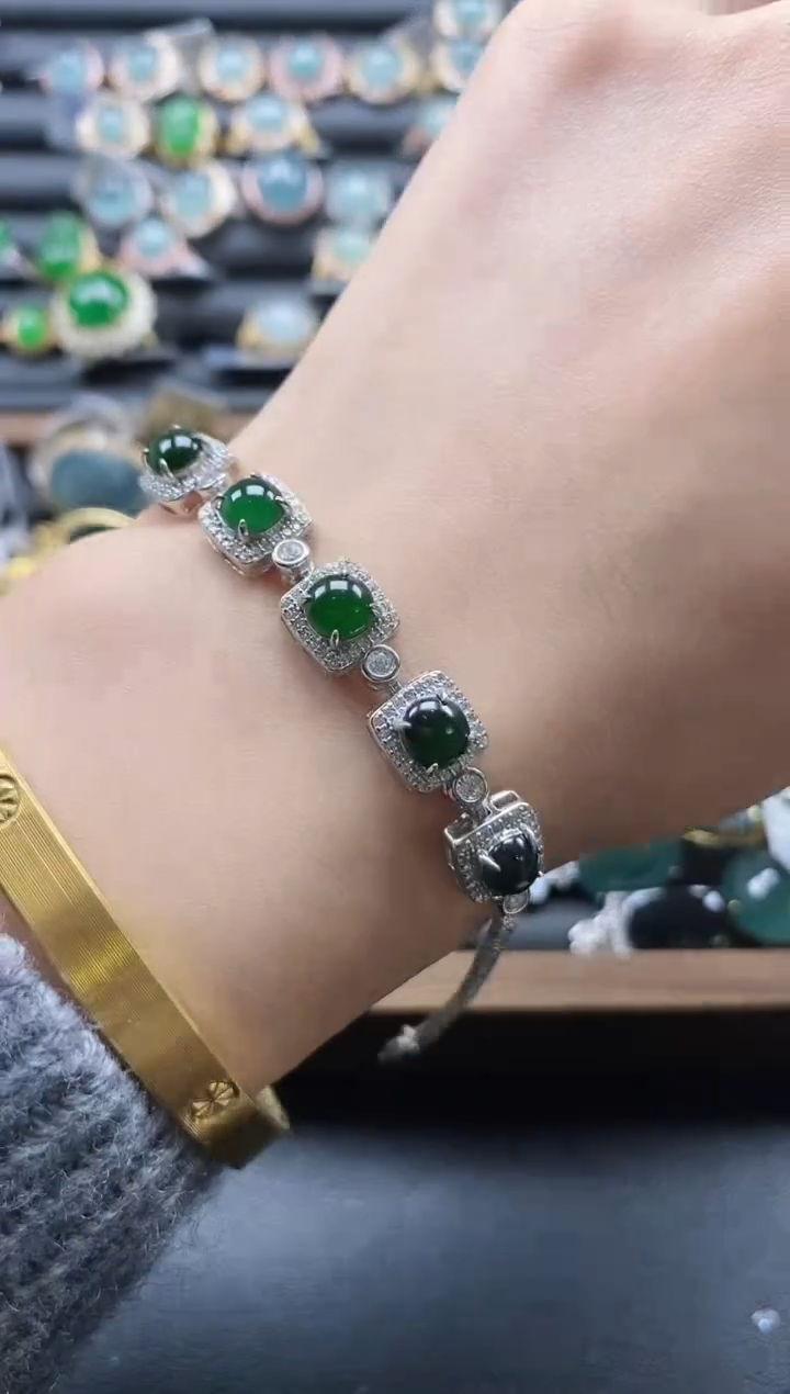 【闪购商品】翡翠戒指银S925镶嵌51511