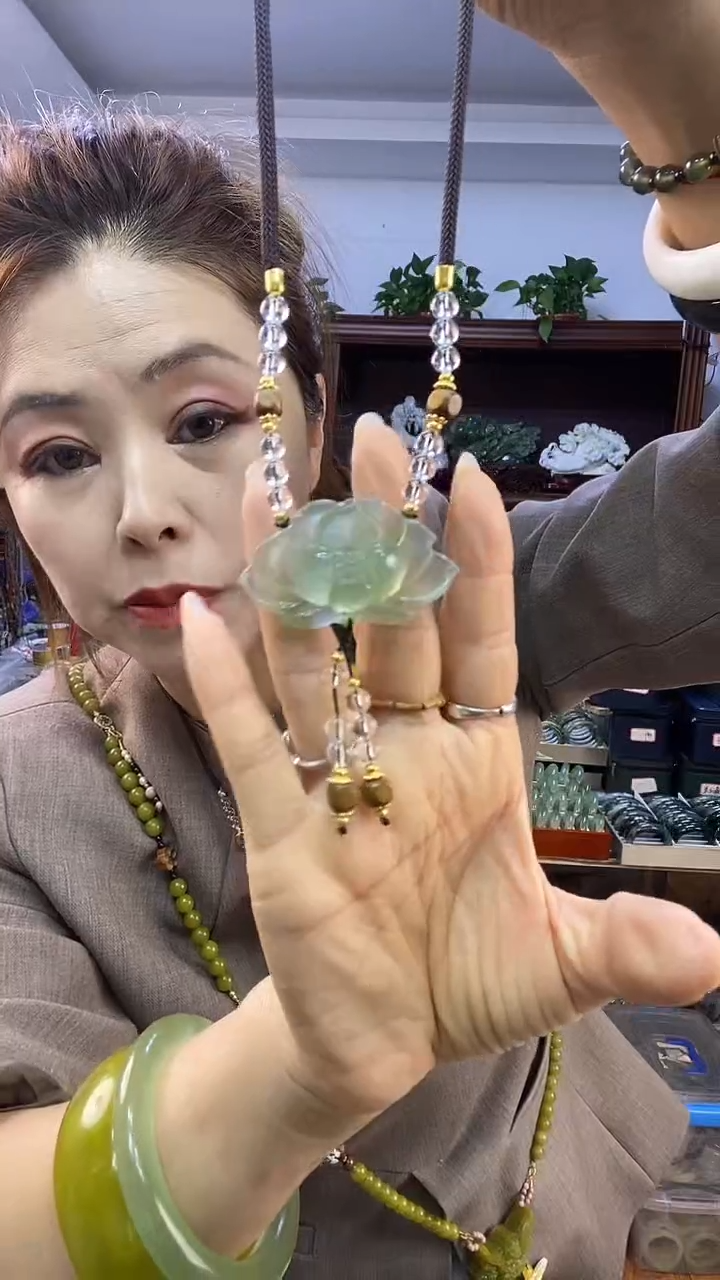 未镶嵌蛇纹石玉荷花多样性随机发一