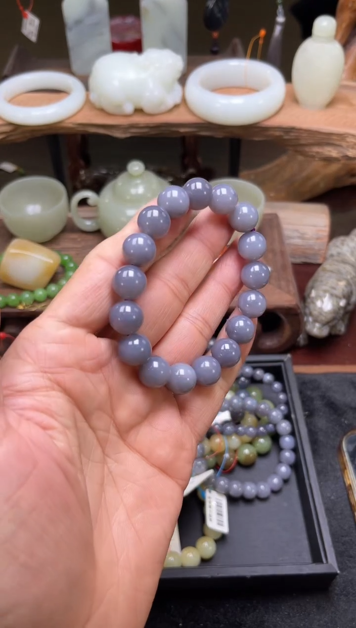 【闪购商品】和田玉手串未镶嵌青海烟紫卡12圆珠