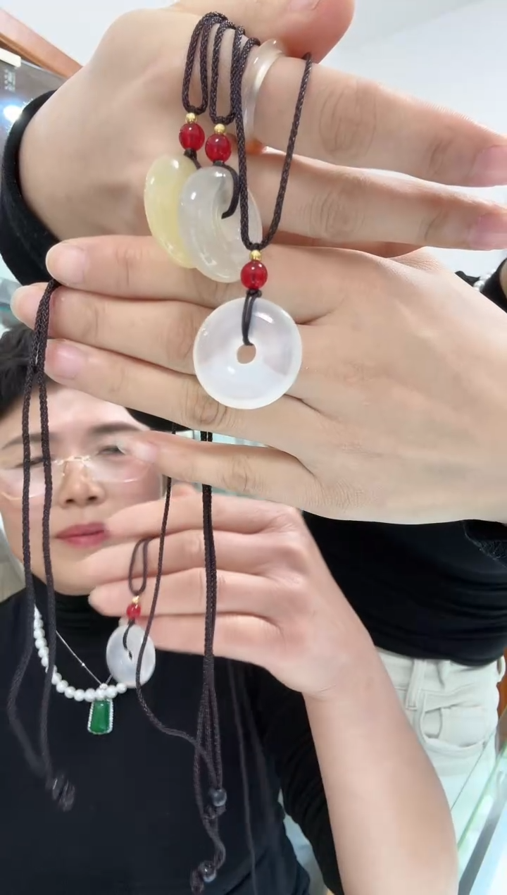 未镶嵌颈饰玛瑙/玉髓平安扣多样性发一件