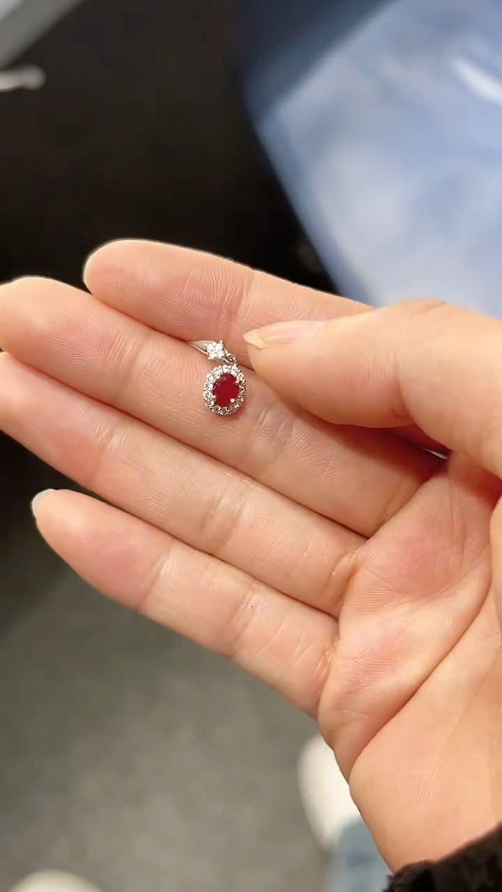 【闪购商品】红宝石颈饰银S925镶嵌成品