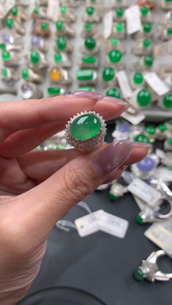 【闪购商品】定制翡翠未镶嵌翡翠戒面