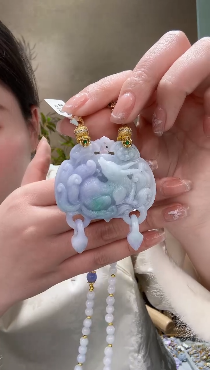 【闪购商品】翡翠颈饰未镶嵌吊坠
