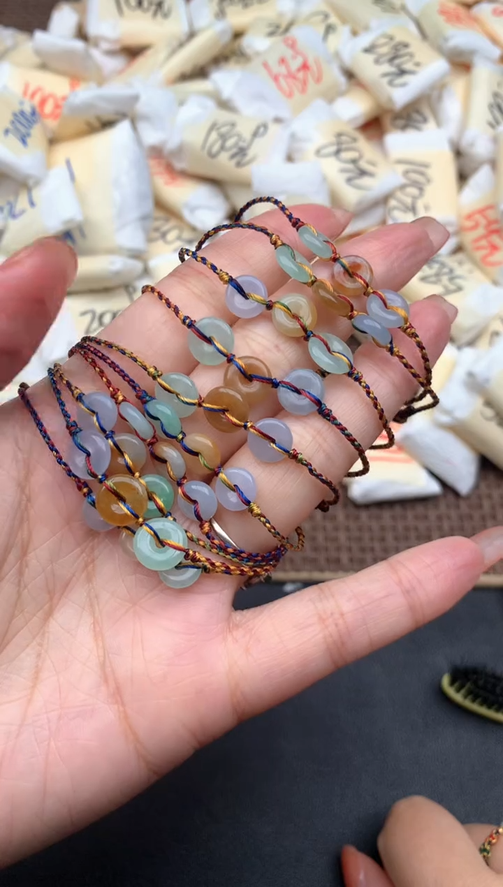 未镶嵌挂件翡翠多样性发货（发一个）