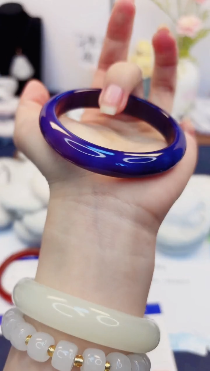 【闪购商品】石英质玉手镯未镶嵌198-玛瑙-圈口58