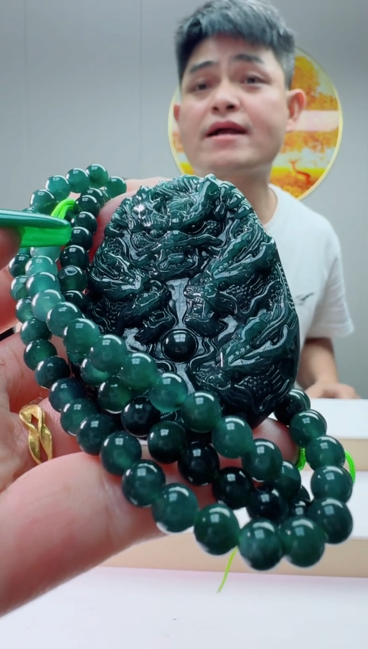 翡翠未镶嵌颈饰多样性随机发其一