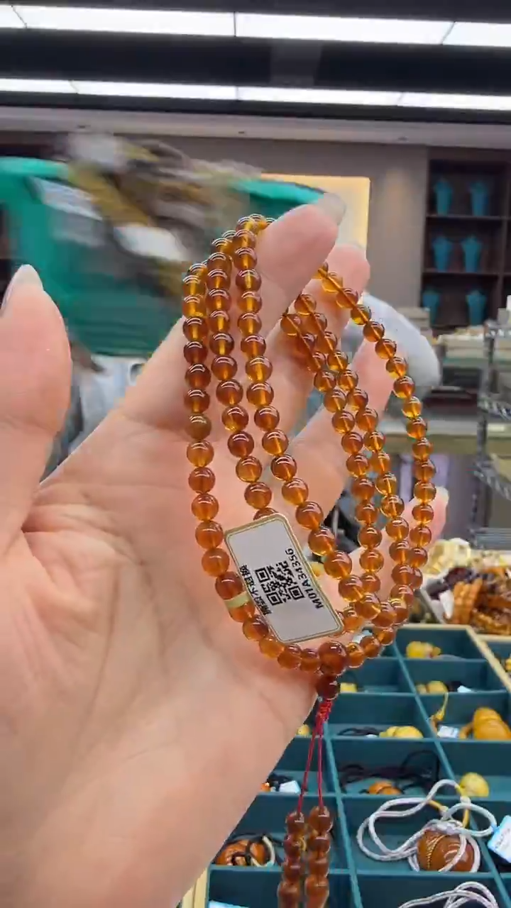 琥珀颈饰未镶嵌74秒拍号 假一罚三 