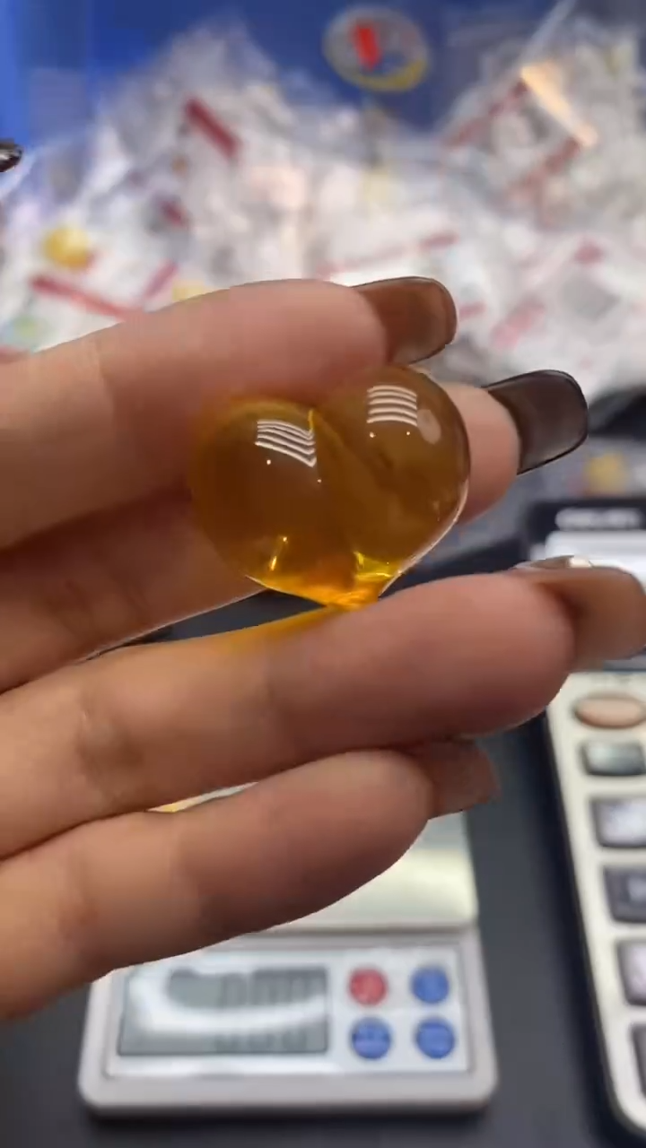 琥珀未镶嵌珠宝奇石653