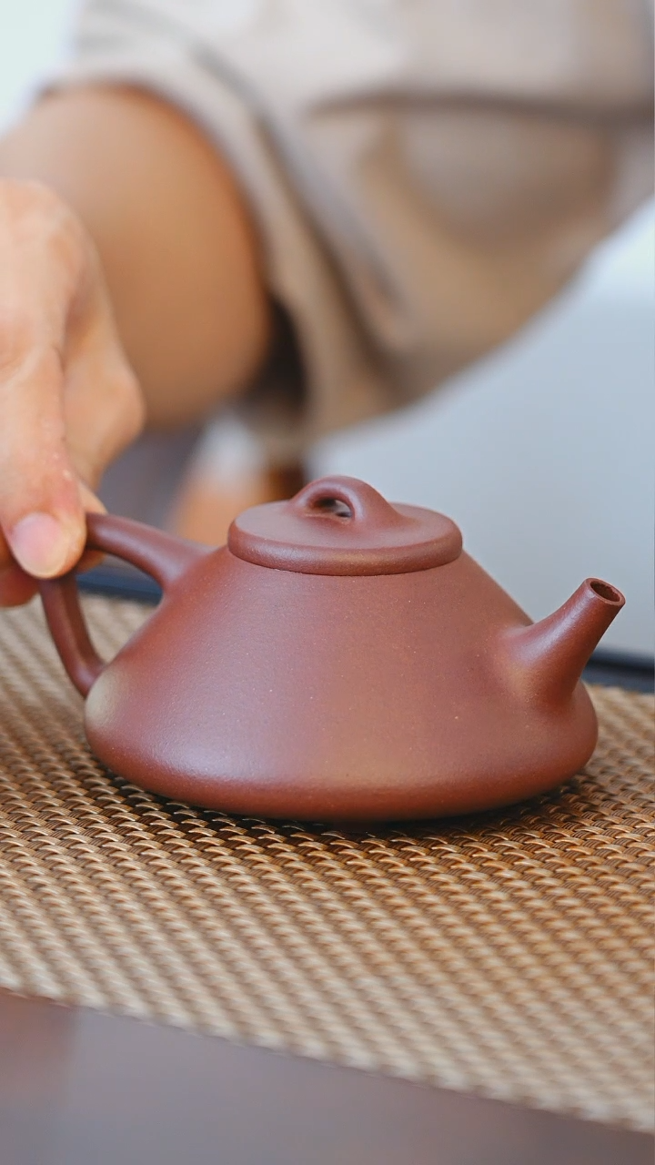 茶壶紫砂宜兴原矿紫砂壶 清水泥 石瓢 200cc 