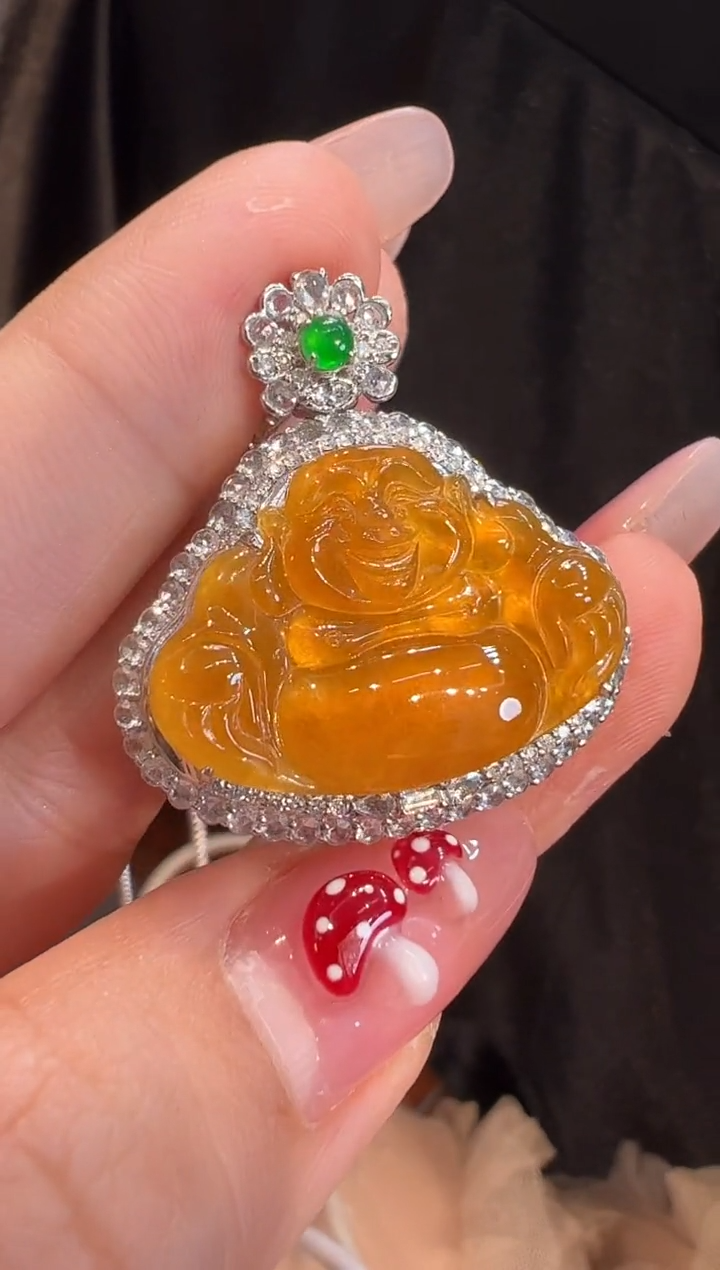 【闪购商品】翡翠颈饰18K金镶嵌吊坠