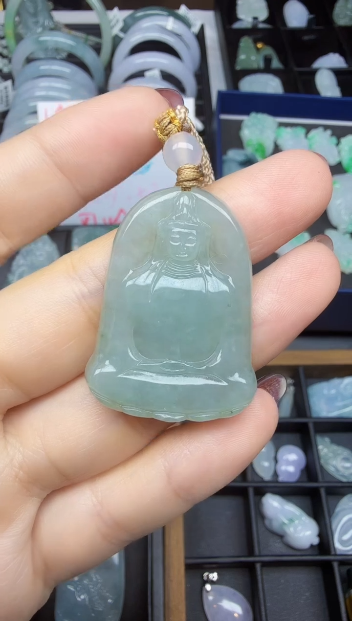 【闪购商品】翡翠颈饰未镶嵌观音