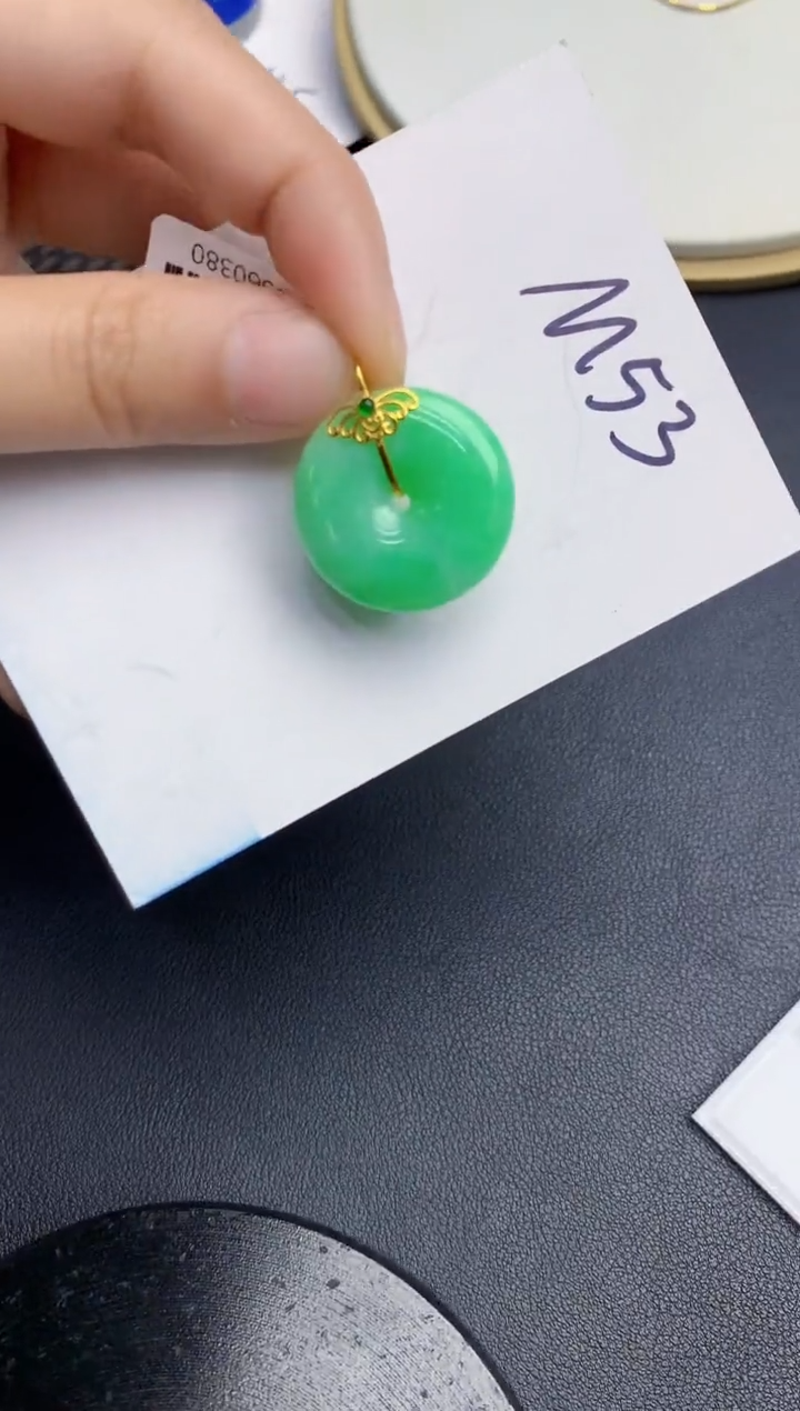 【闪购商品】翡翠颈饰18K金镶嵌000000000