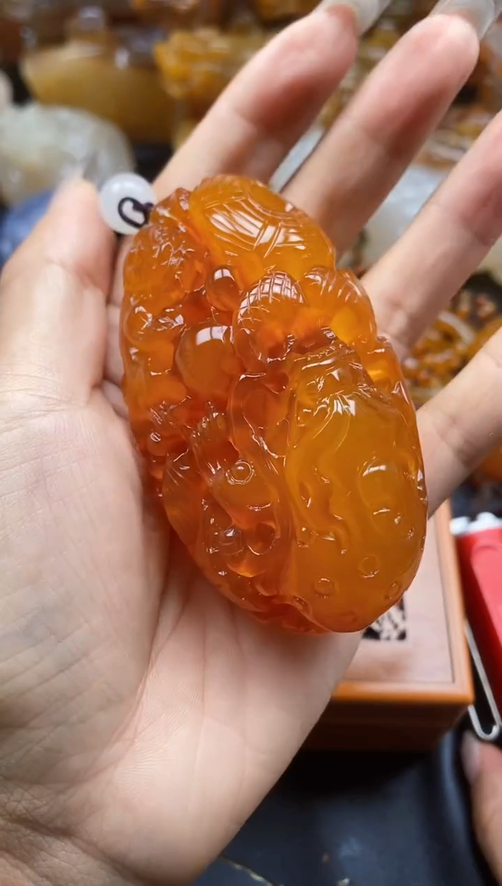玛瑙/玉髓挂件未镶嵌聆****意ll