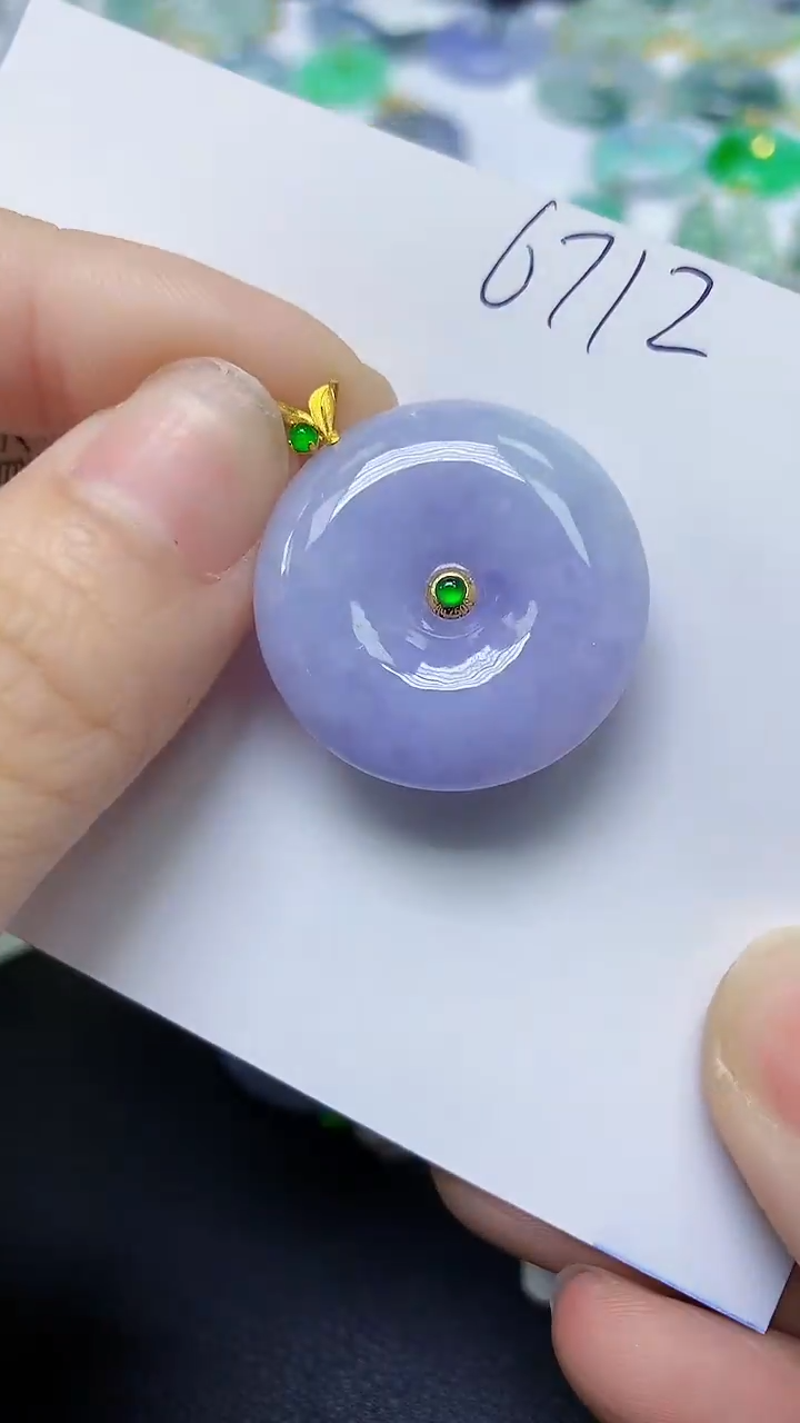 翡翠18K金镶嵌颈饰天然自然緬甸A貨翡翠